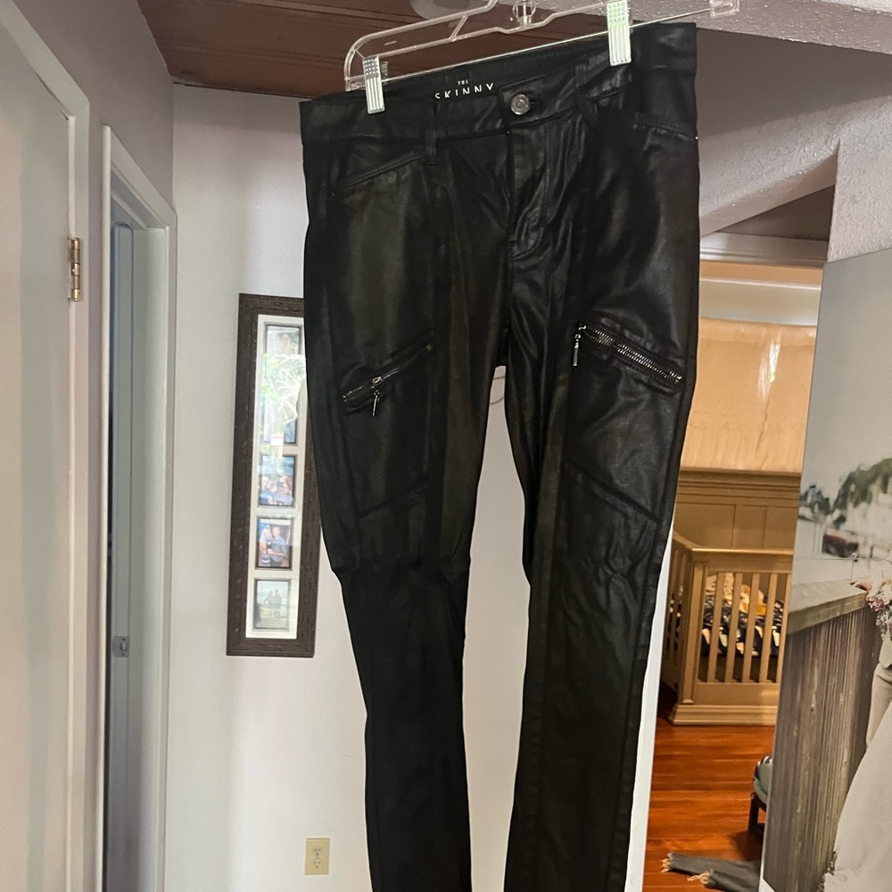 White House Black Market women’s black skinny jeans